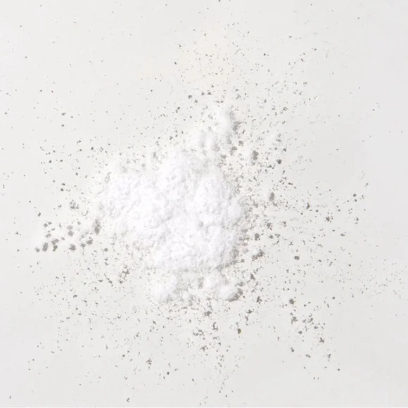 LORDE + BELLE HYDRA-MAX BOOSTER- for all day, moisturized, glowing skin! 🌟 - Picture 2 of 3